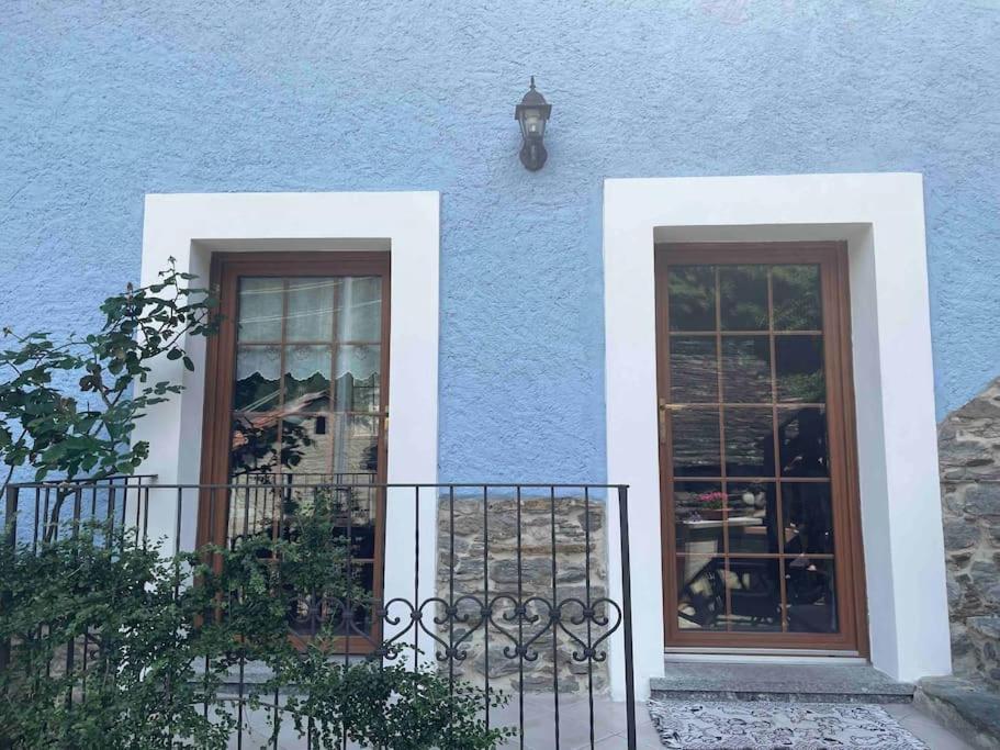 CASA DEL CIOS calda e intima casetta immersa nel verde delle montagne Alpe Basciumo Esterno foto